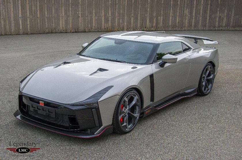 Nissan GTR 50