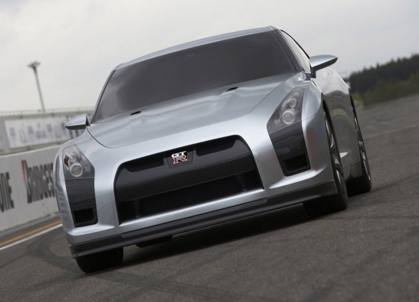 Ниссан ГТР 2005