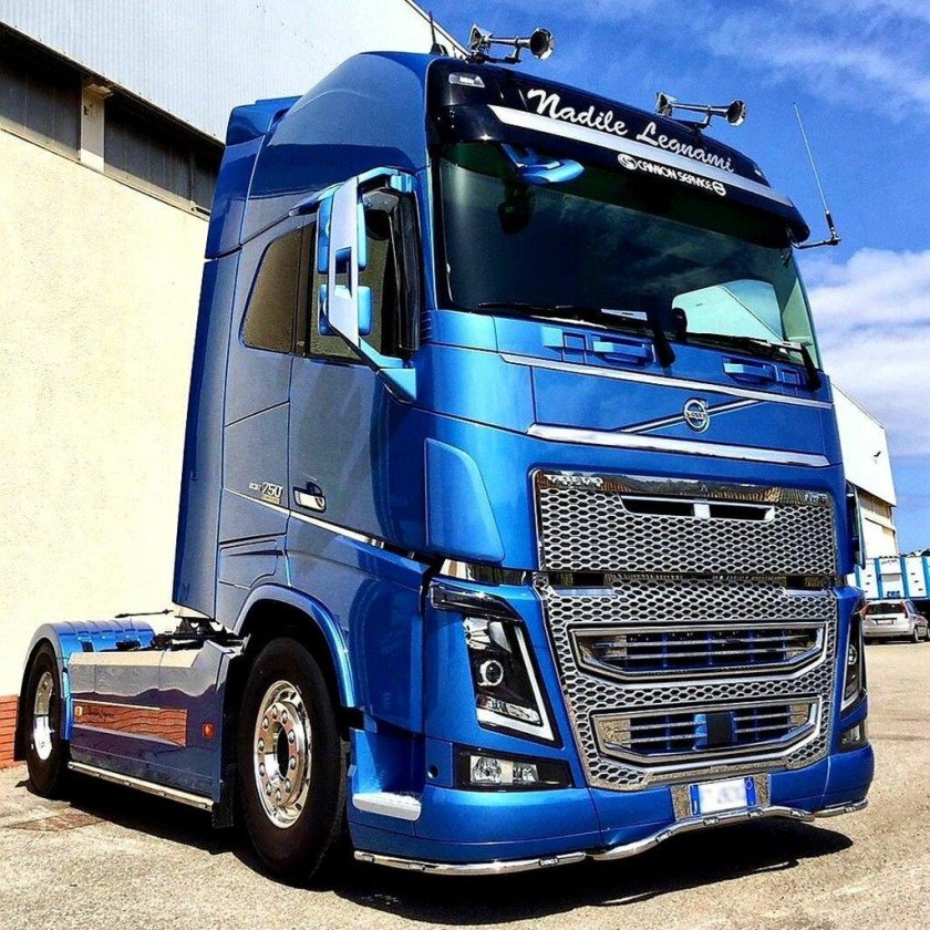 Тягач Вольво fh16 750 л.с