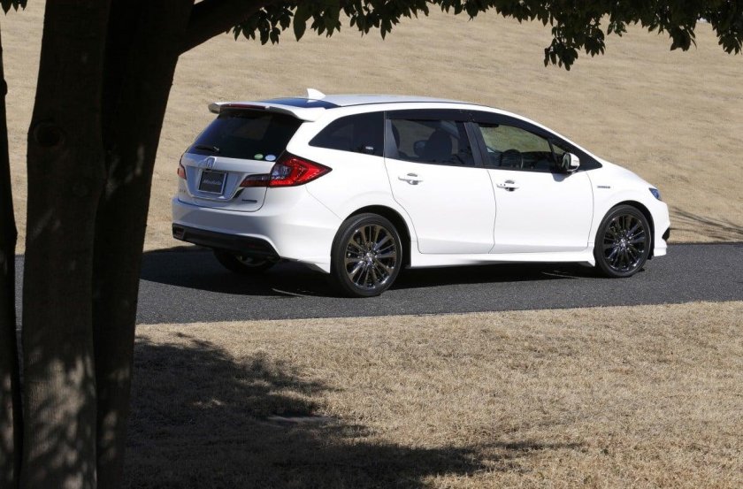 Honda Jade Hybrid