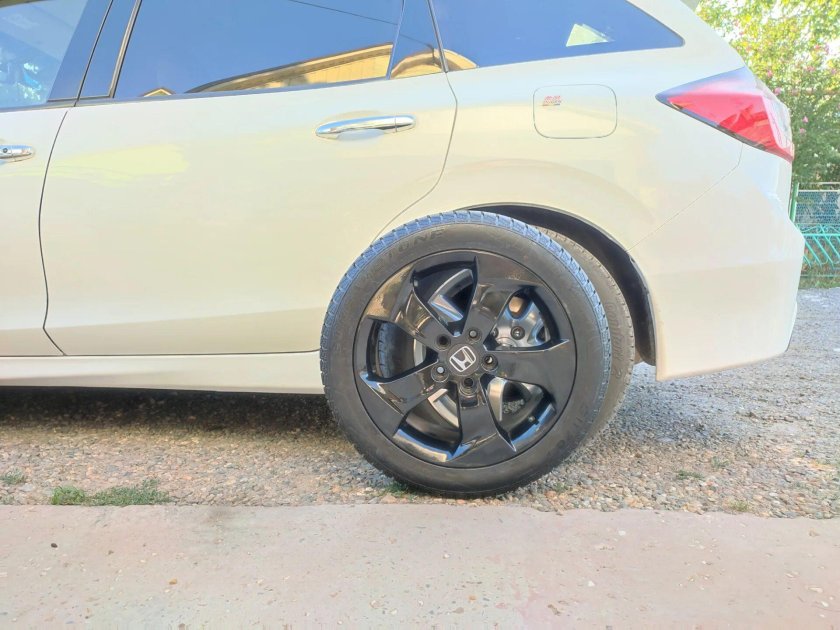 225 55 17 На хонду Джейд