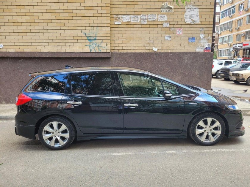 Honda Jade черный