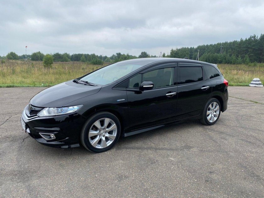 Honda Jade черный