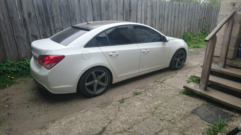 Chevrolet Cruze r18