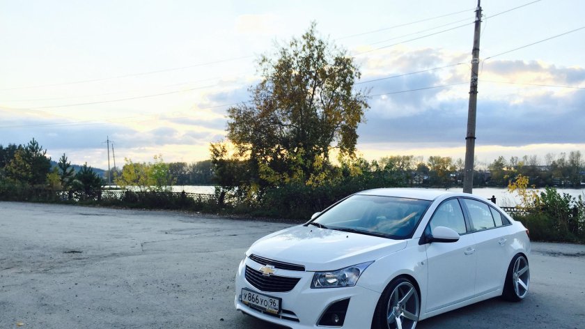 Cruze r18