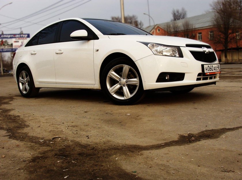 Колеса r17 Шевроле Круз белый