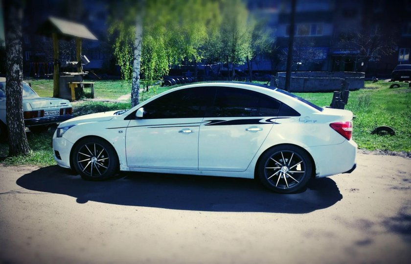 Шевроле Круз Воссен r17