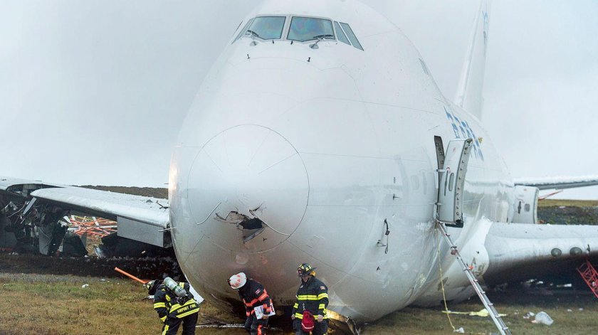 Боинг 747 грузовой