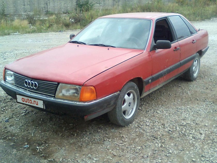 Ауди 100 седан 1985