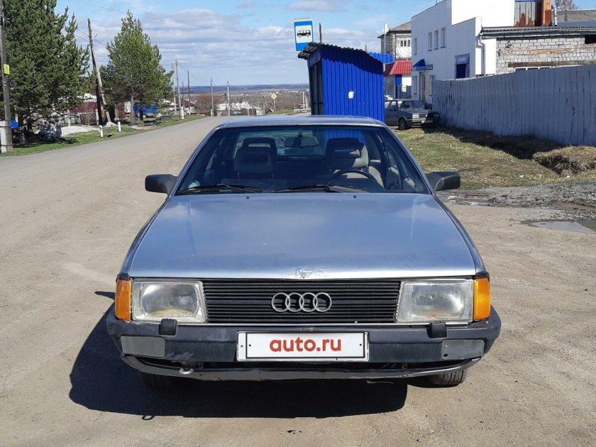 Audi 100 1985