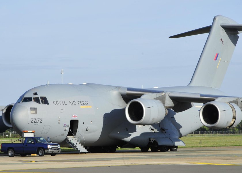 Самолет c-17 Globemaster III