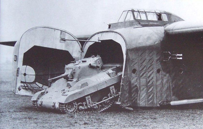 Десантный планер гамилькар