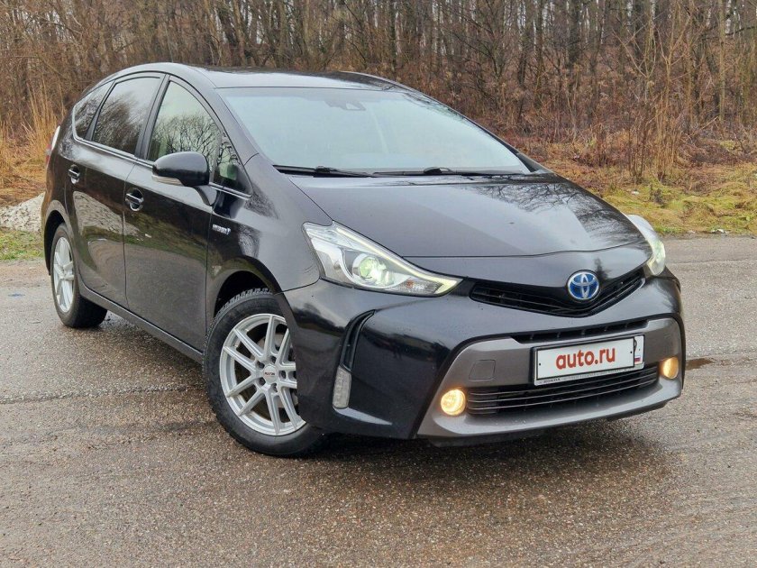Тойота приус альфа