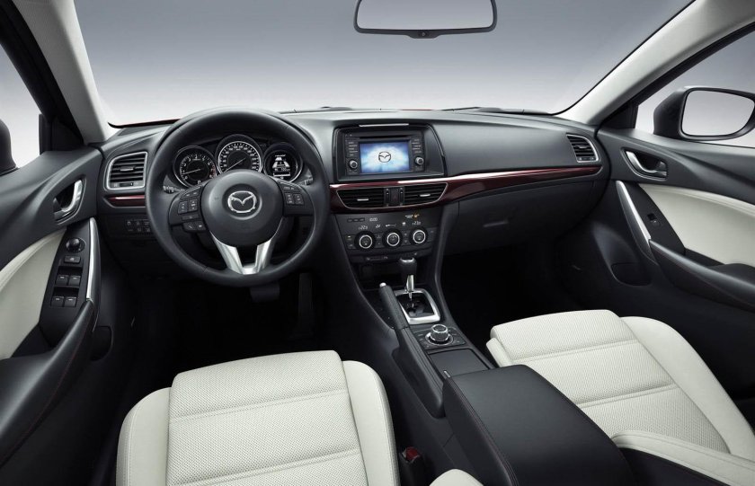 Новая Мазда 6 салон