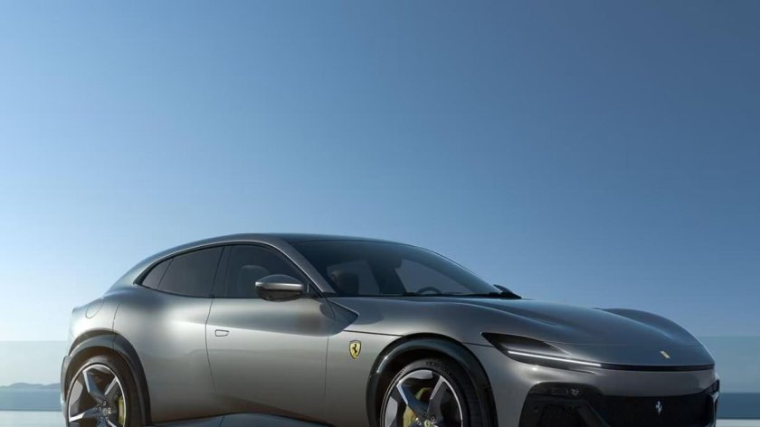 Ferrari purosangue 2024