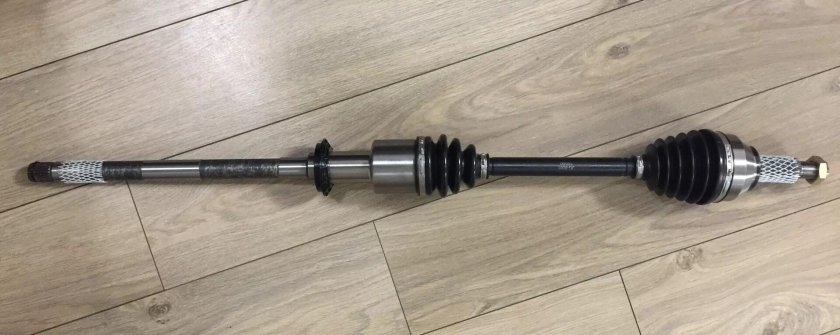 Правый приводной вал Ягуар x-Type