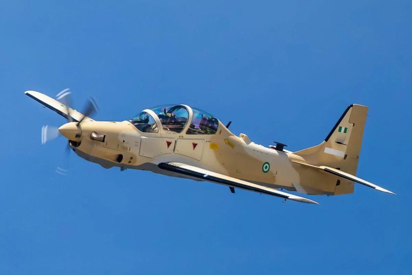Штурмовики EMB 314 super Tucano