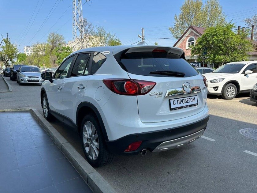 Мазда сиикс 5