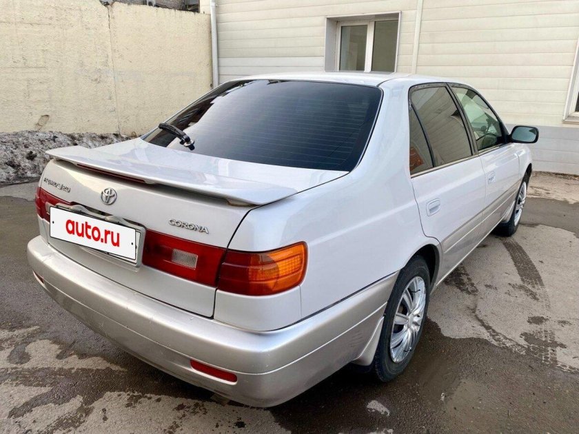 Тойота корона премио 2000