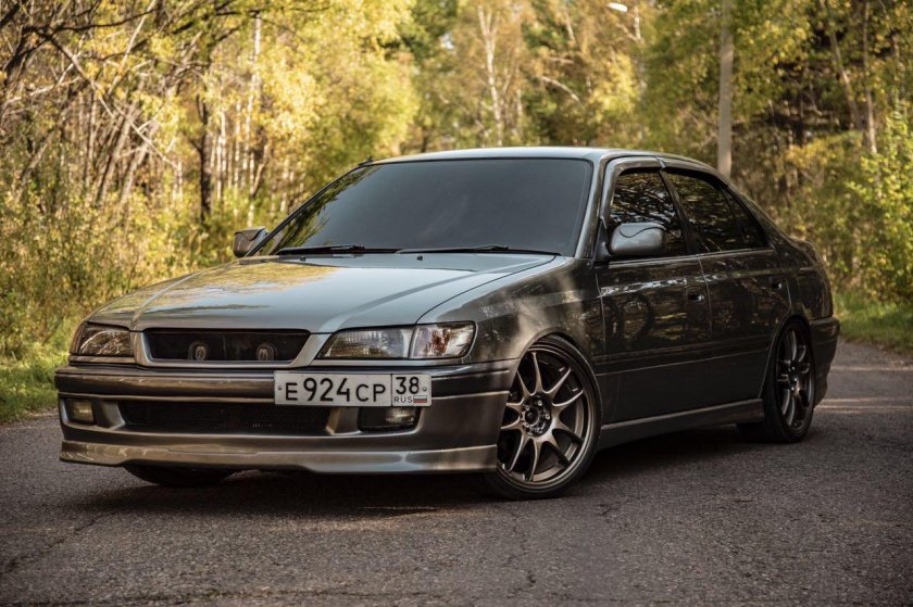 Корона Премио 210