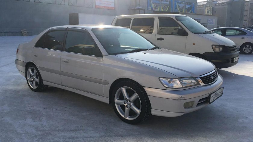 Тойота корона Премио 1998