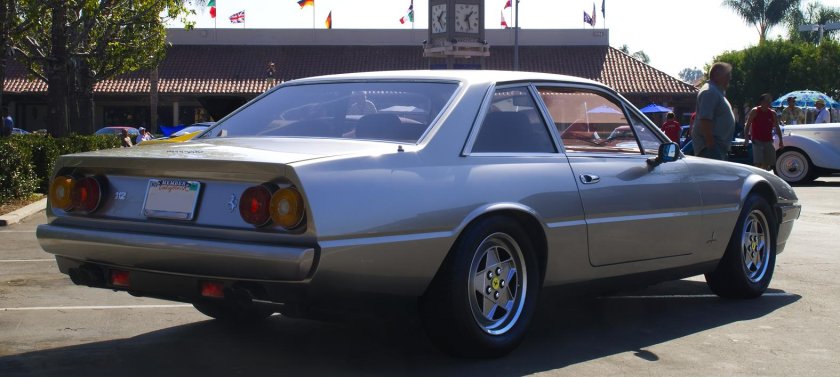 Ferrari 365 gt4 2+2
