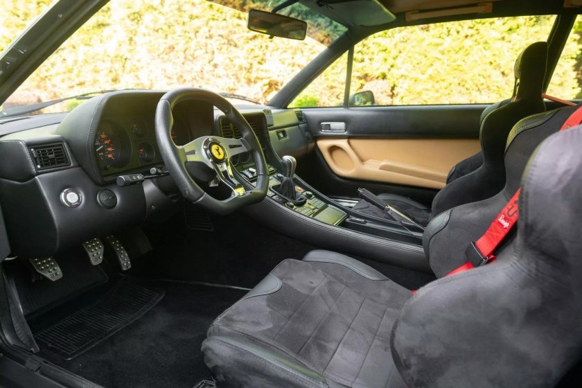 Ferrari 412 салон