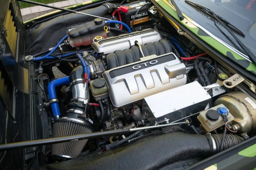 Pontiac двигатель