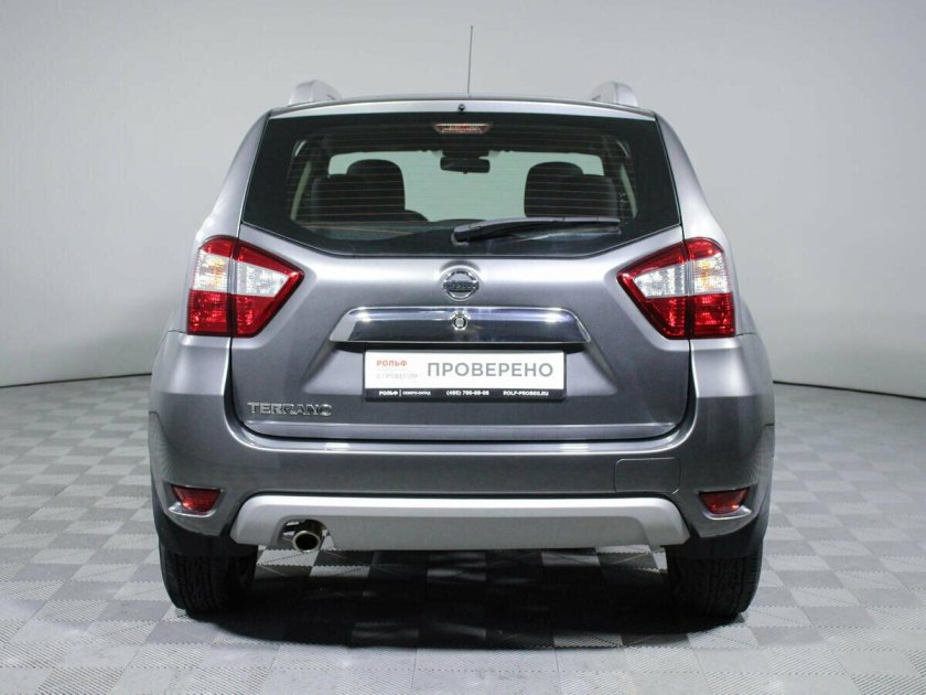 Ниссан террано 2015