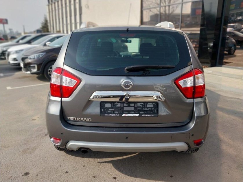 Nissan terrano 2016