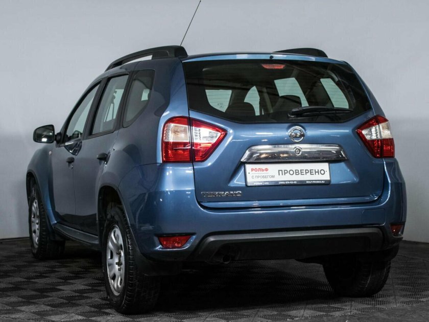 Nissan Terrano III (d10)