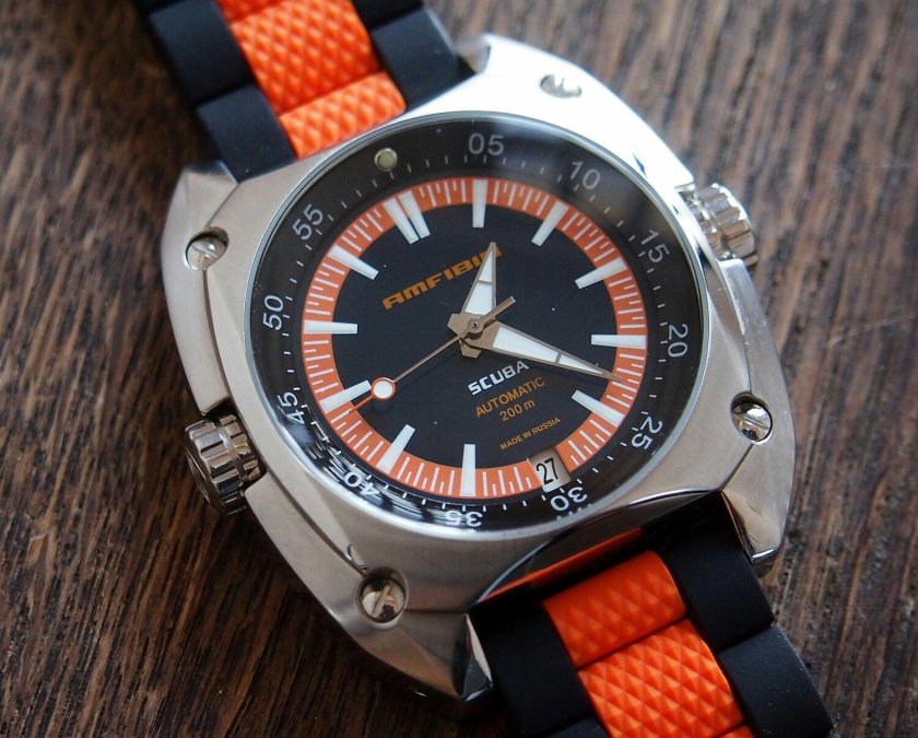 Часы Vostok-Amfibia-Scuba