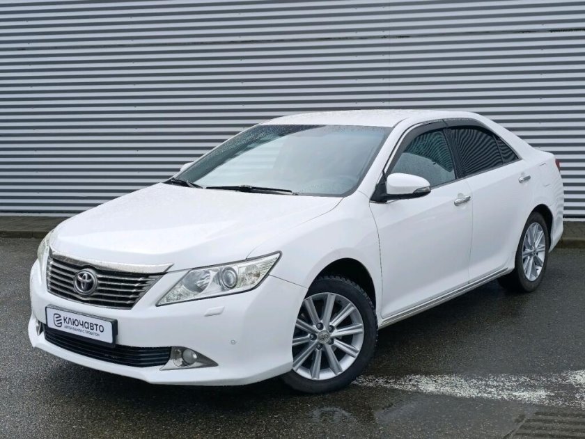 Toyota camry vii xv 50