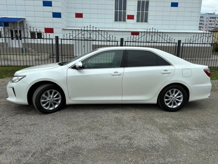 Toyota camry 2 5