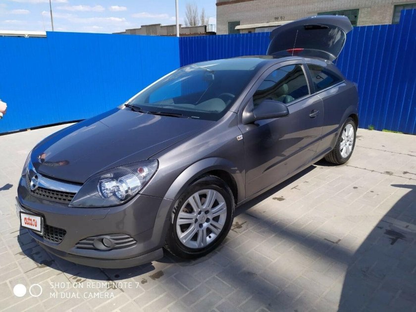 Opel Astra h GTC Grey