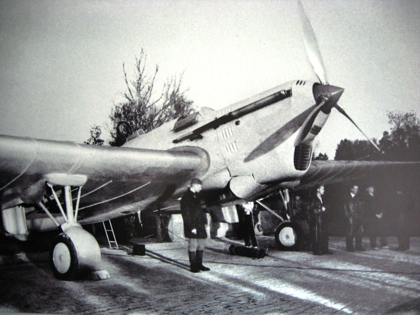 Ант-25 самолет