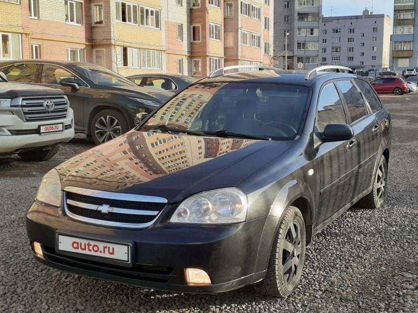 Тойота Авенсис 2006 года