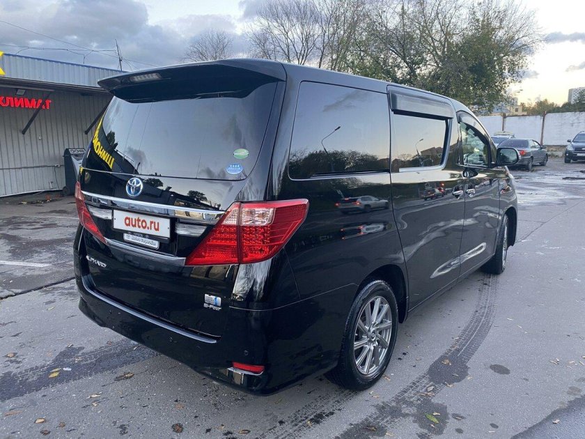 Тойота альфард 2