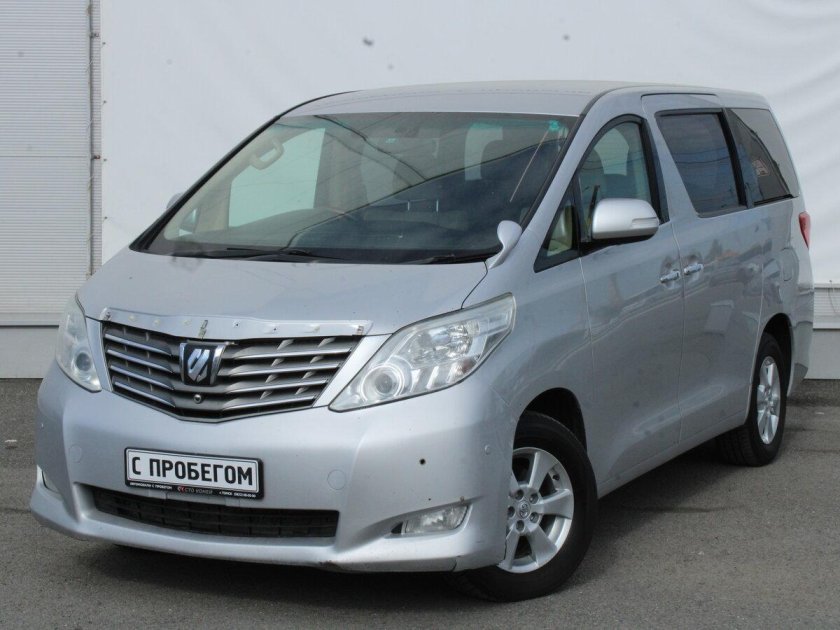 Toyota Alphard 2010