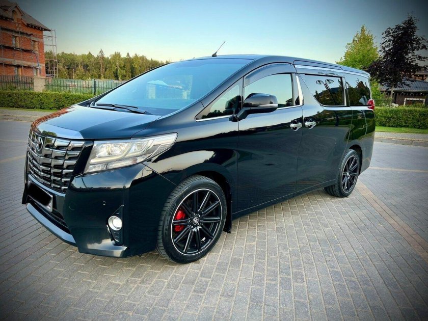 Toyota Alphard III