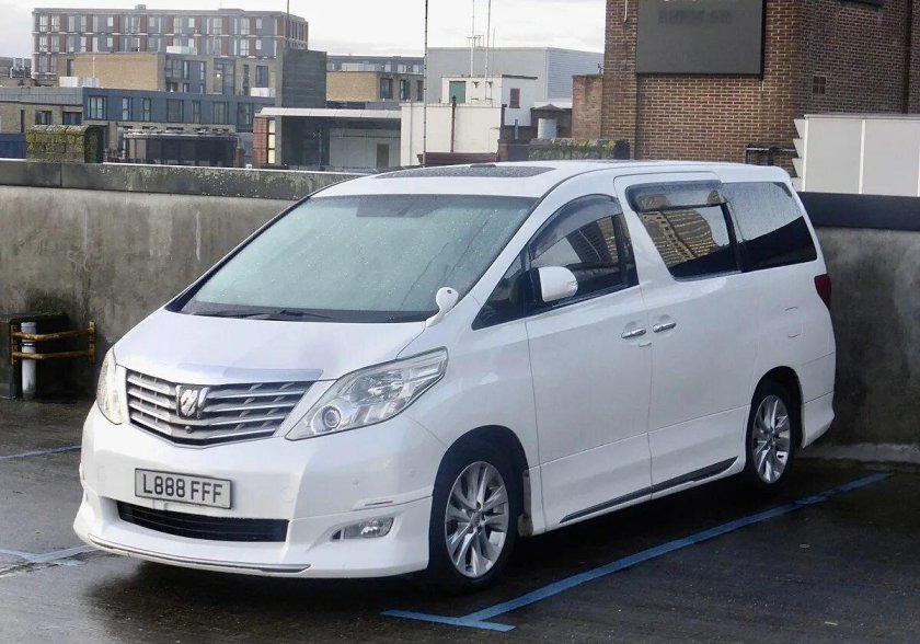 Тойота Alphard 2008