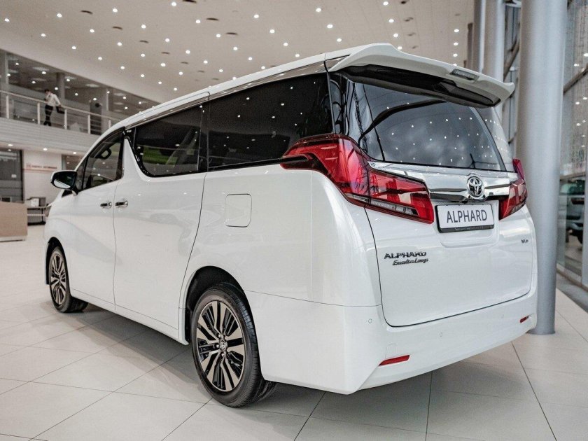 Toyota Alphard 2022