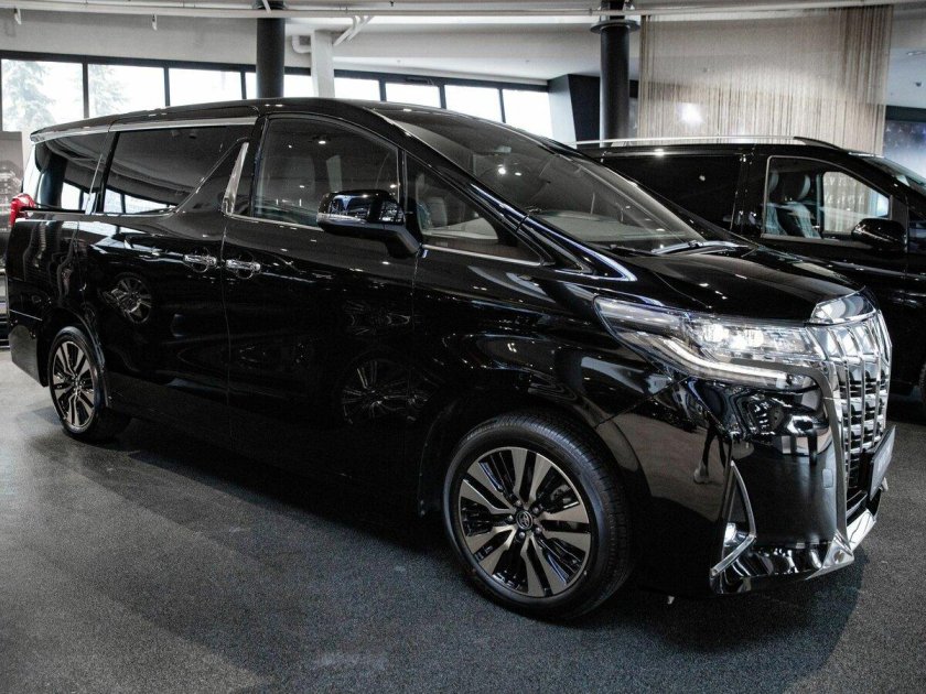 Тойота минивэн alphard 2021
