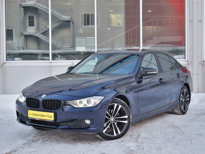 БМВ 526i