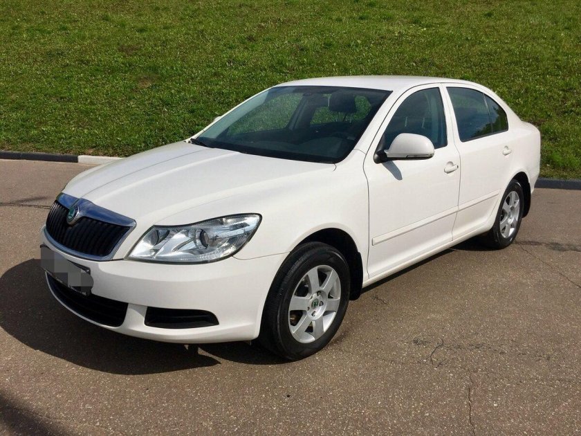 Шкода Октавия 2012