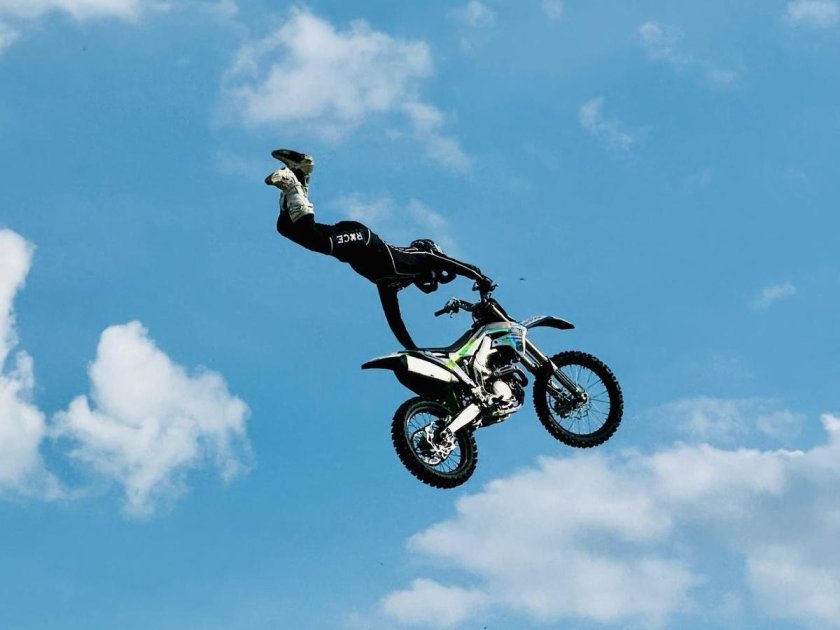 Мото фристайл