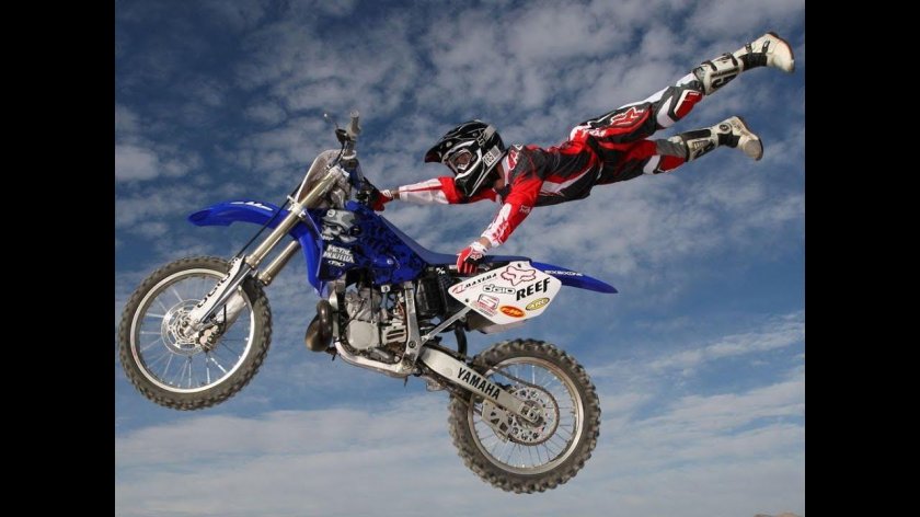 Мотокросс мотофристайл