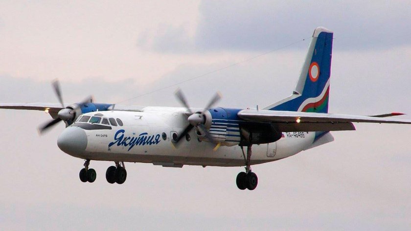 Самолет АН 24