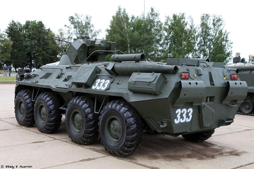 БТР-82 бронетранспортёр