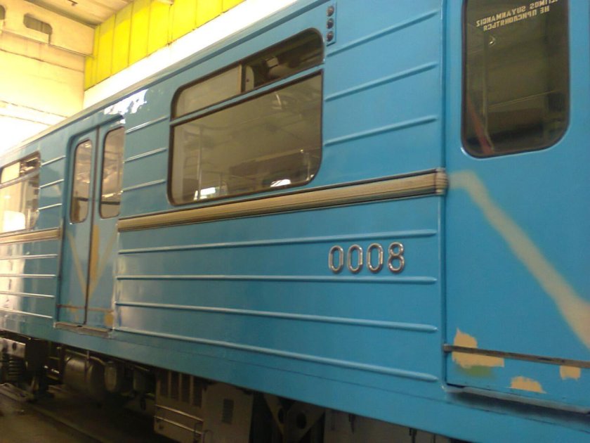 Вагон метро типа е 3605